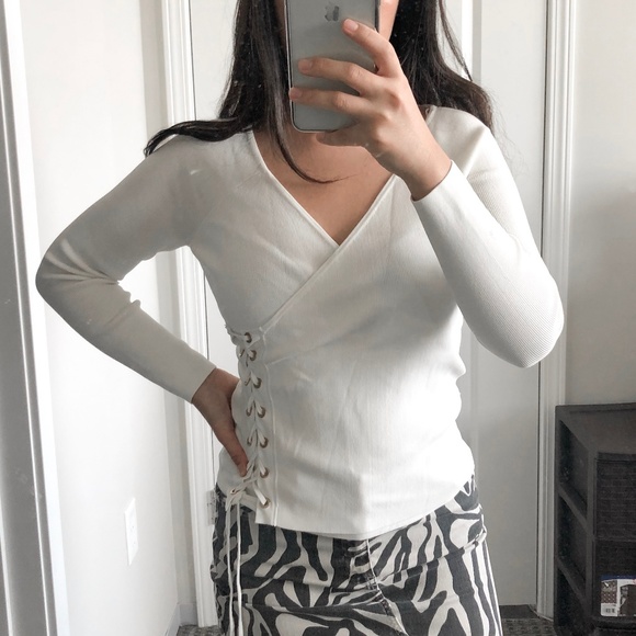 Zara Sweaters - Zara white sweater Zara Sweaters - Zara white sweater